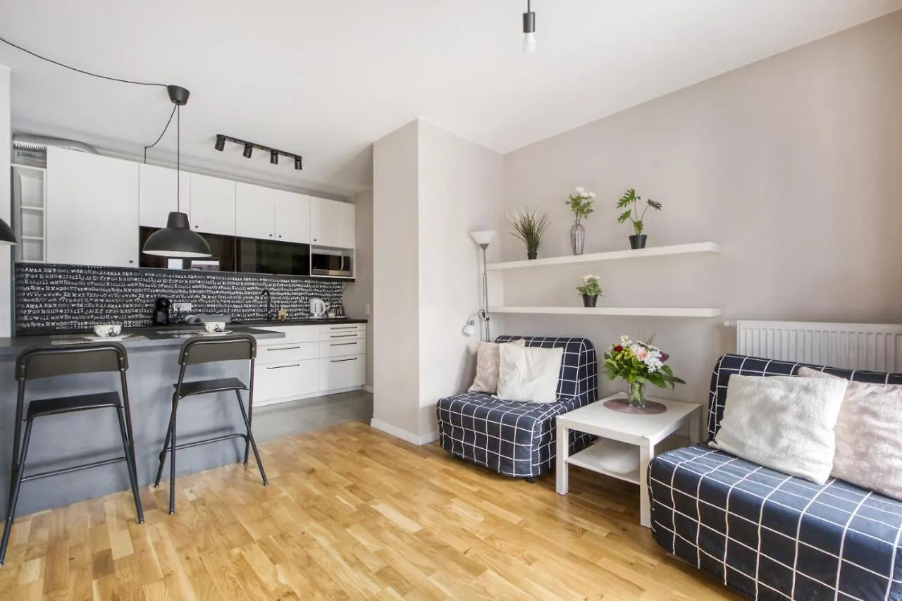 Gama Home Szwedzka 30 Warszawa 0*,